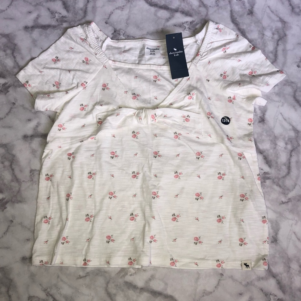 Abercrombie Kids Floral Top!🌸 (NWT)